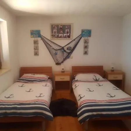Captain'S Hillside Villa بيت للعطل *