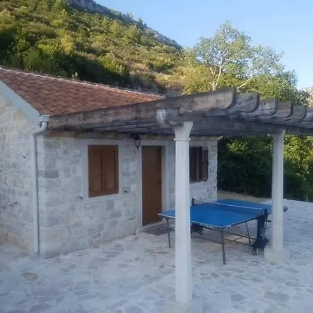Captain'S Hillside Villa بيت للعطل *